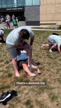 Couples melt ice block to retrieve diamond ring