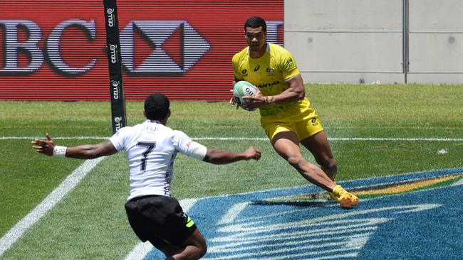 Australian speedster Pama Fou is hoping to return to the sevens circuit in time for the London Sevens.