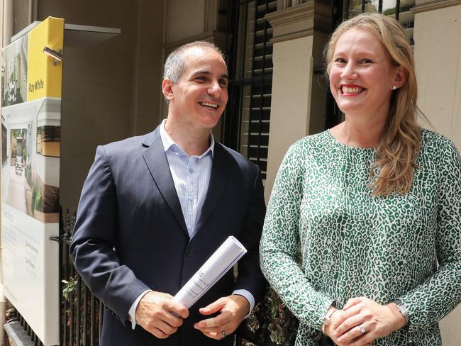 05-02-19 - Justin Doobov managing director of Intelligent Finance with client Amanda Lacey with her property in Bondi Junction that she is selling. Picture By Ryan Osland/TheAustralian