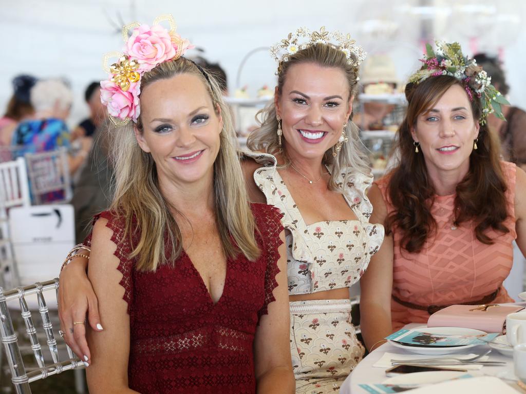 Cairns Amateurs Festival: Photo gallery of the action from high tea ...