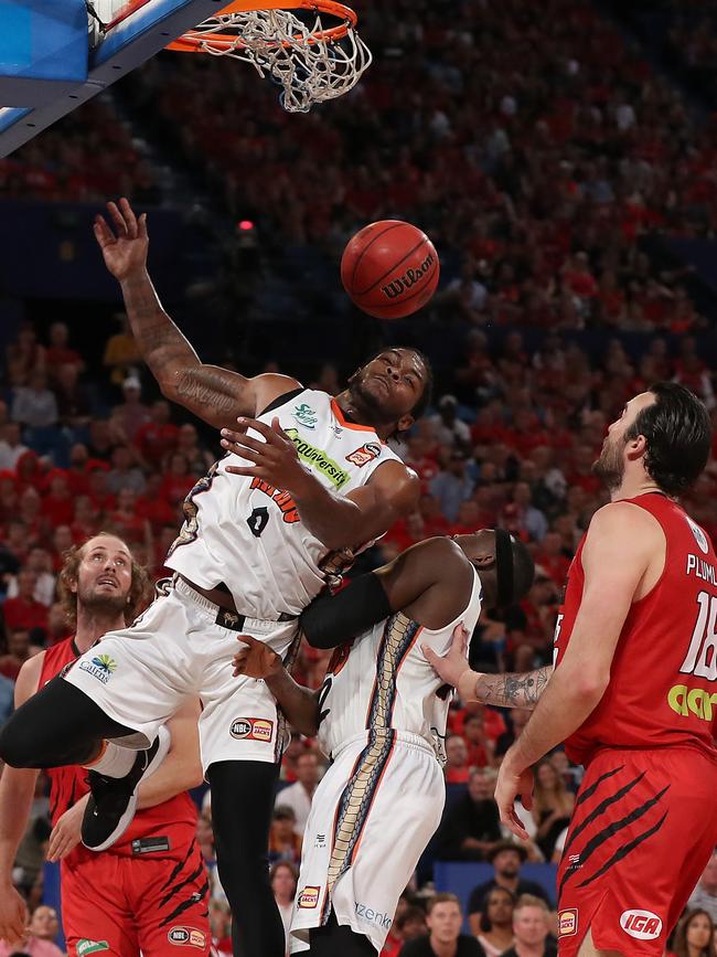 PERTH, AUSTRALIA – MARCH 05: Cameron Oliver of the Taipans dunks the ball during game three of the NBL Semi Final Series between the Perth Wildcats and the Cairns Taipans at RAC Arena on March 05, 2020 in Perth, Australia. (Photo by Paul Kane/Getty Images)