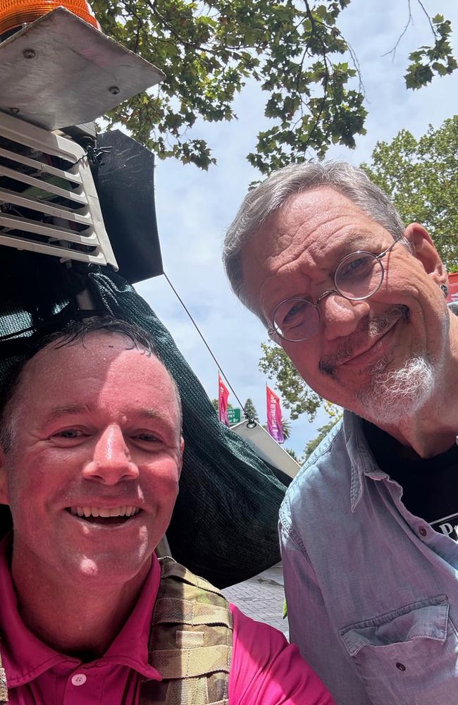 Townsville Veteran Garth Murray and his Assistance Dog Max have reached Sydney on their long walk around Australia for a good cause. Selfie with Penn Jillette. Picture: Supplied