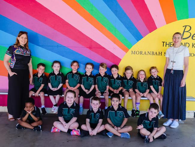 Moranbah State School Prep DW Back Row: Teacher Aide Mrs Rachael Luczynski, Logan Schultz, Scarlett-Rose Taylor, Alexis Guinea, Oaklynn Taylor, Louie Mackin, Gwen Durran, Indiana Mackin, Sophia Bailey, Iylah-Maree Thatcher, Teacher Mrs Dearne Warby-Dent Front Row: David Uviovo, Evie Hawthorne-Smith, Ashton Allgood, Oliver Richardson, Oliver Davis