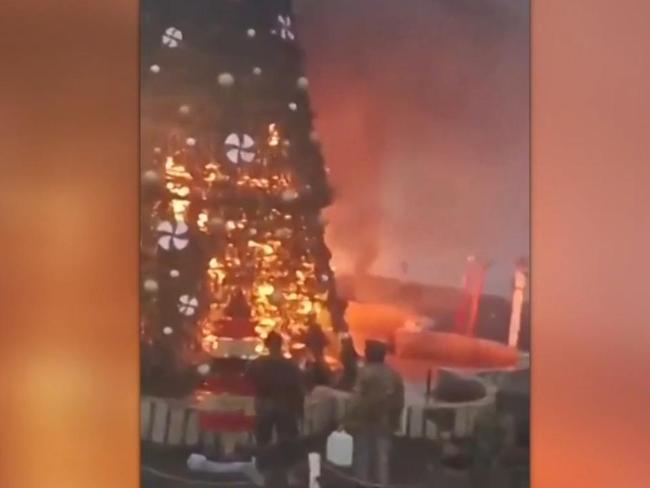 Protests erupt in Syria after Christmas tree set alight