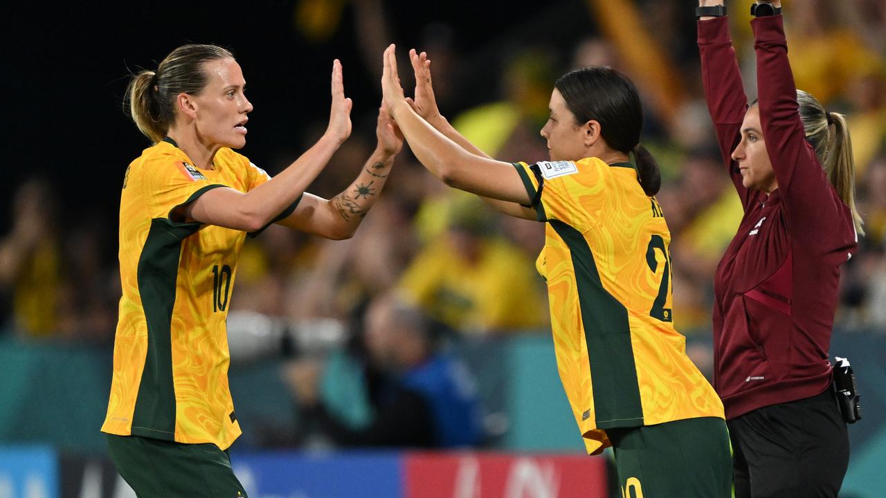 What on earth went through Sam Kerr's mind as she led the Matildas out in  Grenoble? - FTBL