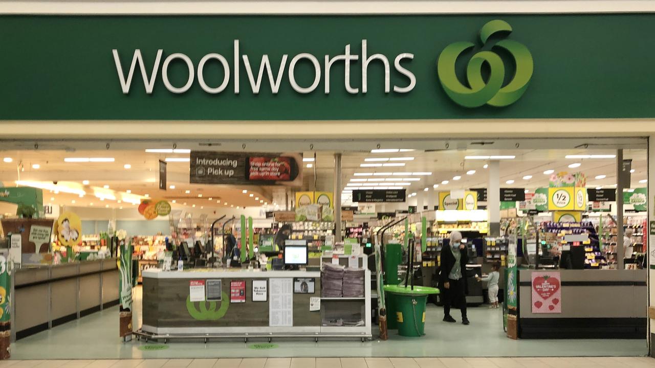 Woolies, Coles, Bunnings, Kmart Easter long weekend opening hours