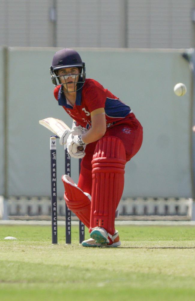 Zoe Samuel batting for Melbourne. Picture: Valeriu Campan