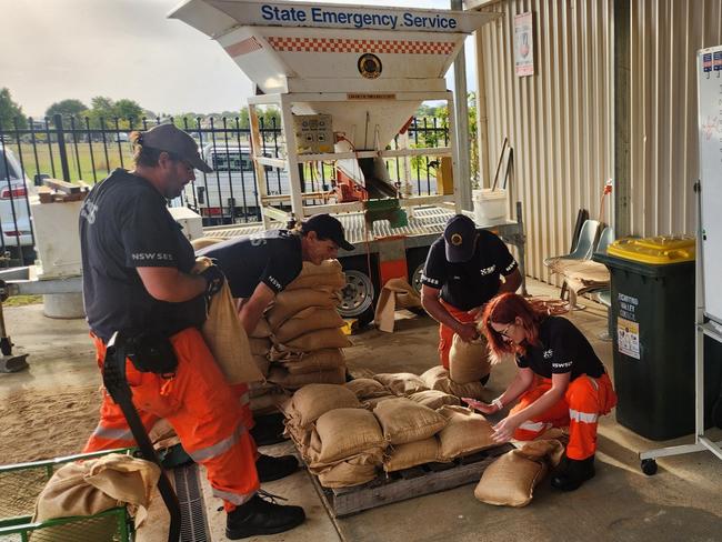 Casino SES readying sandbags in preparation for tropical cyclone Alfred.