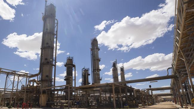 Building a Bigger Better SA - Manny Fortuna with his daughter Laura at the Santos Moomba Gas Plant 8 February, 2022. Picture Simon Cross