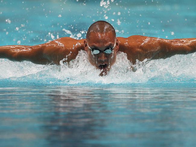 Geoff Huegill during the 4x100m Individual Medley Relay