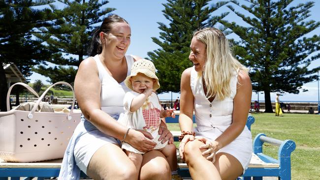 Sarah Kibby, 26, with her daughter Scarlett Cassidy, 1, and her cousin Kahlia Lees, 26, after lunch at Coogee Beach. Picture: Jonathan Ng