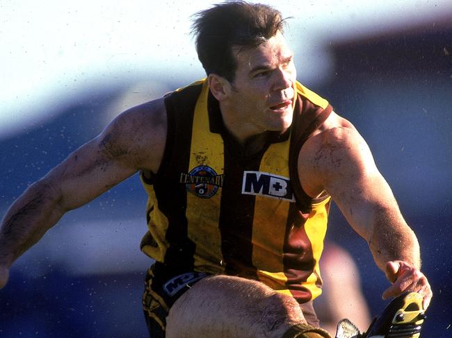 MELBOURNE, AUSTRALIA - 1996:  Jason Dunstall of the Hawks in action during the round four AFL match between the Hawthorn Hawks and Footscray 1996, played in Melbourne, Australia. (Photo by Getty Images)