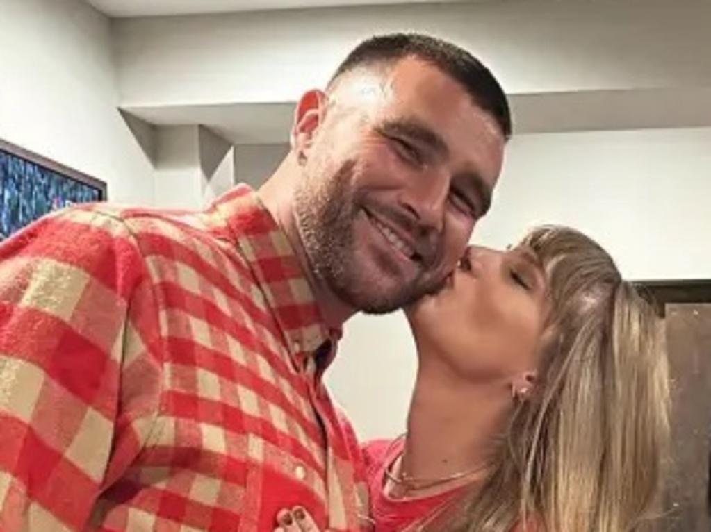 Taylor Swift and new boyfriend Travis Kelce. Picture: chariah/Instagram