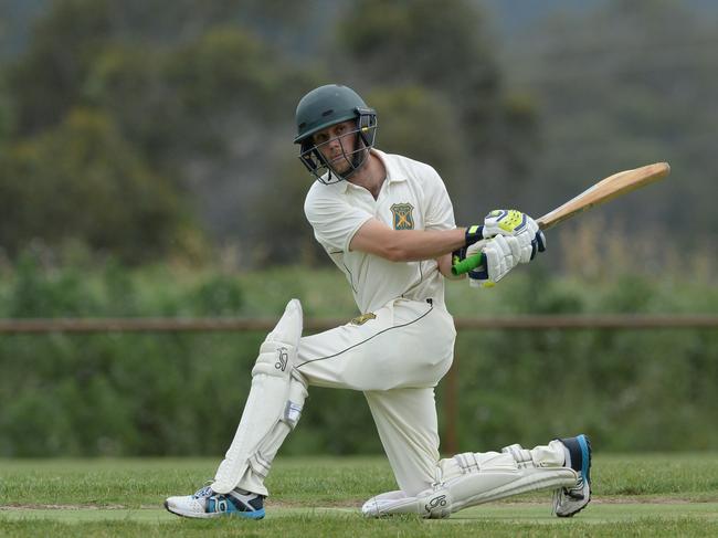 Nick Baron batting for Mt Eliza. Picture: Chris Eastman