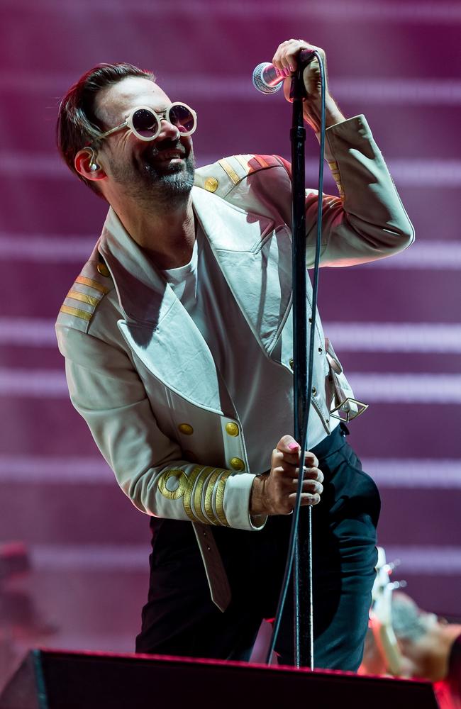 24/07/2022: Phi Jamieson, frontman of Australian rock band Grinspoon, performing at the Amphitheatre main stage at Splendour in the Grass music festival, North Byron Parklands, July 2022. Picture: Ian Laidlaw