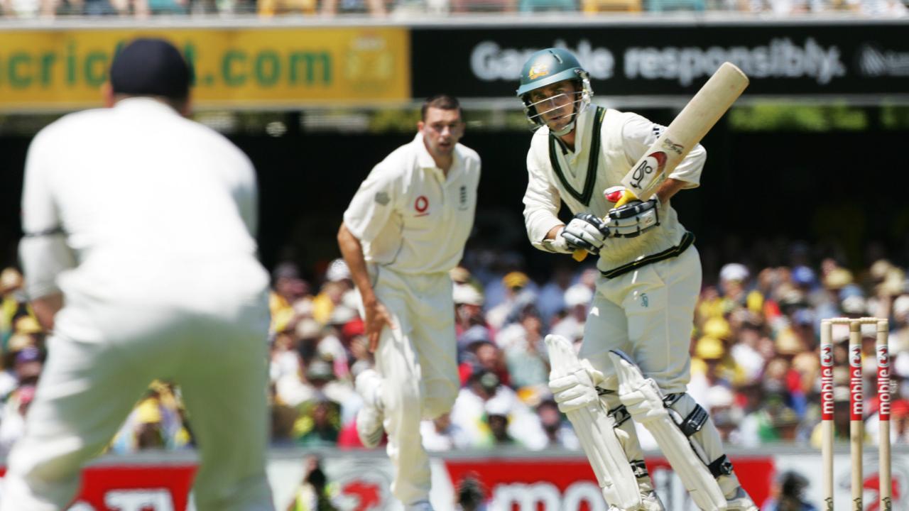 Justin Langer watches Steve Harmison’s opening delivery in the 2006-07 Ashes series head straight to Andrew Flintoff at first slip.