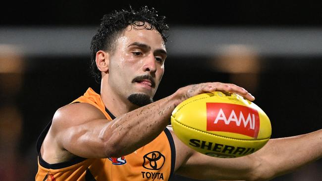 IPSWICH, AUSTRALIA - FEBRUARY 27: Izak Rankine of the Crows in action during the 2025 AAMI AFL Community Series match between Brisbane Lions and Adelaide Crows at Brighton Homes Arena on February 27, 2025 in Ipswich, Australia. (Photo by Bradley Kanaris/Getty Images)