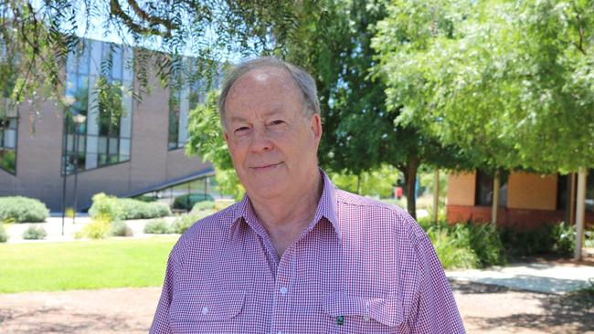 Charles Sturt University emeritus professor of agriculture Jim Pratley.