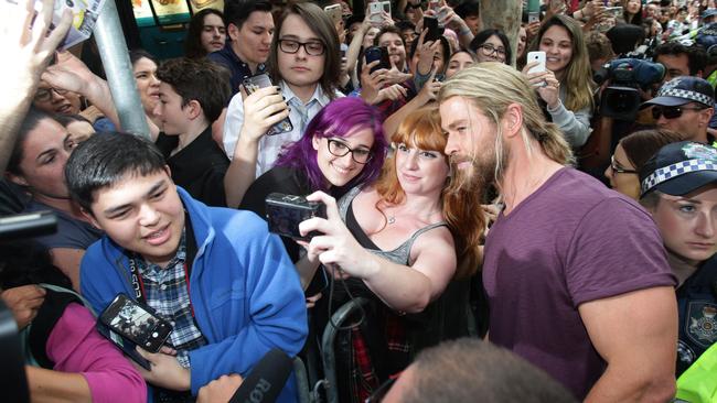 Chris Hemsworth stepped out for 10 minutes to great fans who had waited in all day in Brisbane to see him. Picture: Steve Pohlner