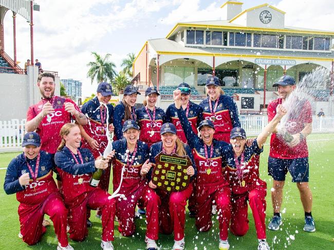 The victorious UQ women. Picture - Facebook/QueenslandPremier Cricket.