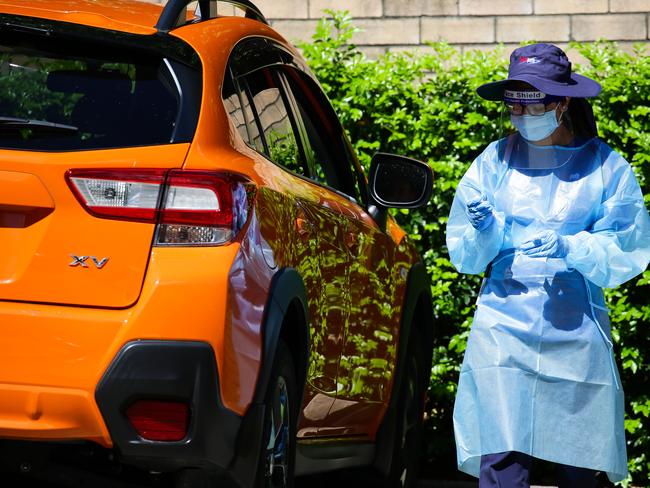 SYDNEY, AUSTRALIA - NewsWire Photos DECEMBER 09 2020: Nurses seen working at the Killara Drive Thru Covid Testing clinic in Sydney Australia. Picture: NCA NewsWire / Gaye Gerard