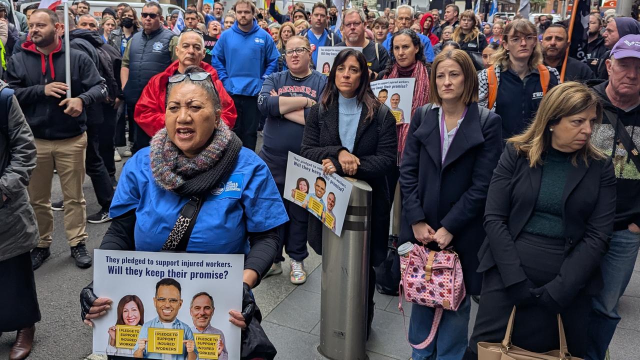 Hundreds protest NSW workers compo reform plan