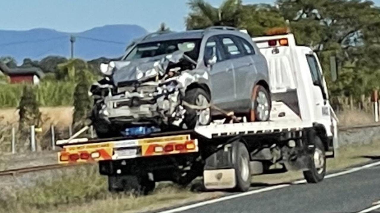 A woman was trapped and traffic banked up after a two-vehicle crash on Mackay-Eungella Rd at Pleystowe. Picture: Janessa Ekert