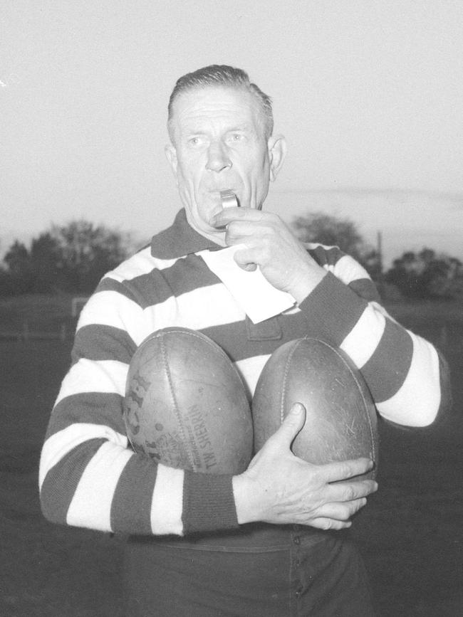 Legendary Geelong coach Reg Hickey.