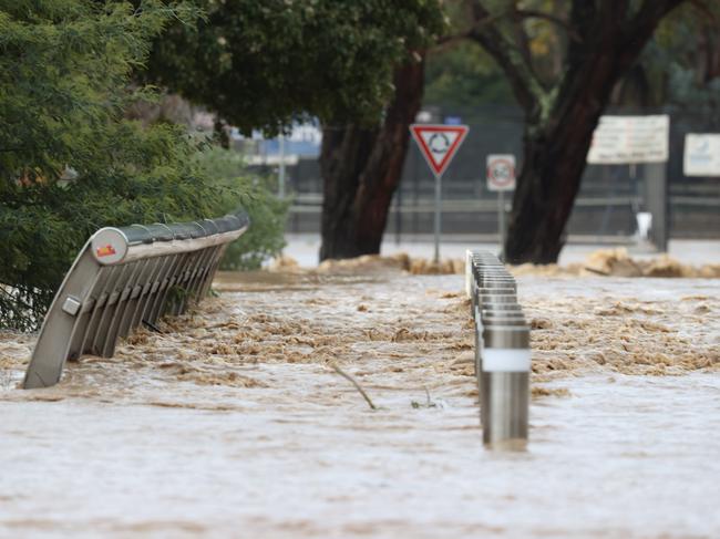 Traralgon floodwater cuts off roads and homes. Flood water from the Traralgon creek over Franklin Street.                      Picture: David Caird