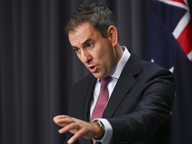 CANBERRA, AUSTRALIA  - NewsWire Photos - November 21, 2024: Federal Treasurer Jim Chalmers holds a press conference at Parliament House in Canberra. Picture: NewsWire / Martin Ollman