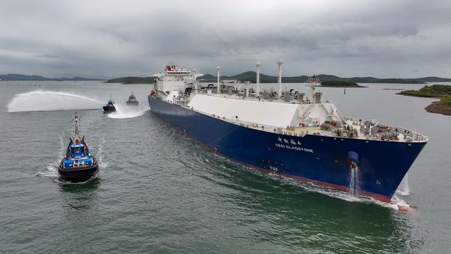 APLNG’s 1000th cargo of LNG leaving Gladstone Harbour.