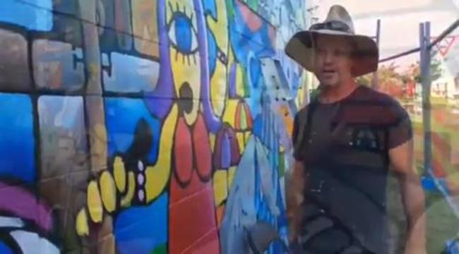 Artist Steven Bordonaro talks about creating the Dingle Ave mural