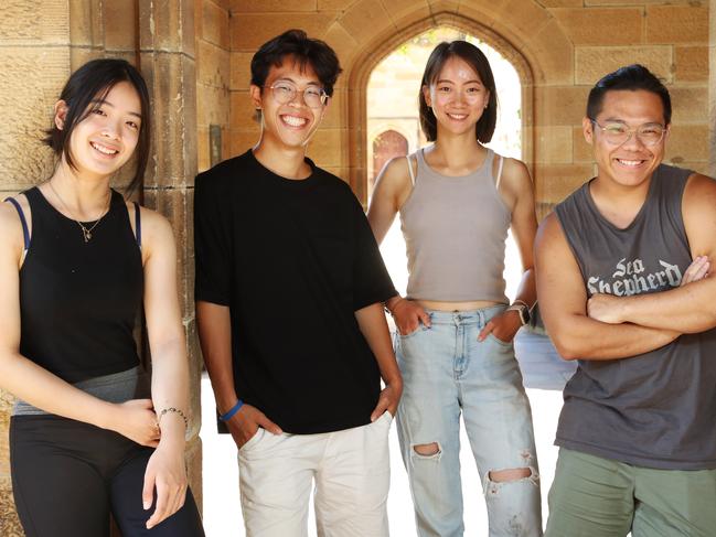 2/1/23: International students  Szu-Yen Le, An Po-Ru, Yingyi Zhang,and Yiping Qiao at Sydney University talking about new migration data indicating that here will be a huge bounce-back in the numbers of international students and other migrants entering the country after the easing of covid-related restrictions. John Feder/The Australian.