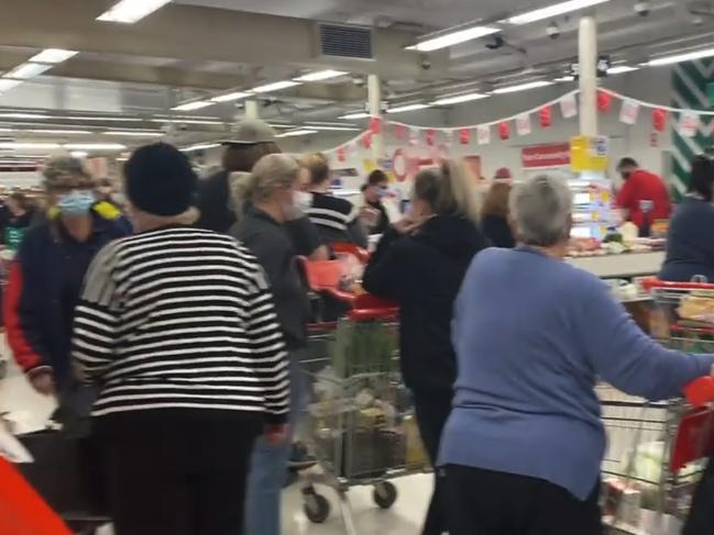 People have been seen panic buying in Port Pirie. Picture: Twitter via NCA NewsWire