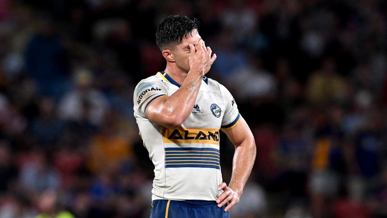 BRISBANE, AUSTRALIA - MAY 15: Dylan Brown of the Eels looks dejected after his team loses the round 10 NRL match between the Sydney Roosters and the Parramatta Eels at Suncorp Stadium, on May 15, 2022, in Brisbane, Australia. (Photo by Bradley Kanaris/Getty Images)