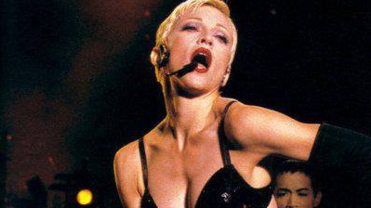 Dennis Rodman: Madonna Said She'd Pay Me $20 Million If I Got Her Pregnant  - theJasmineBRAND