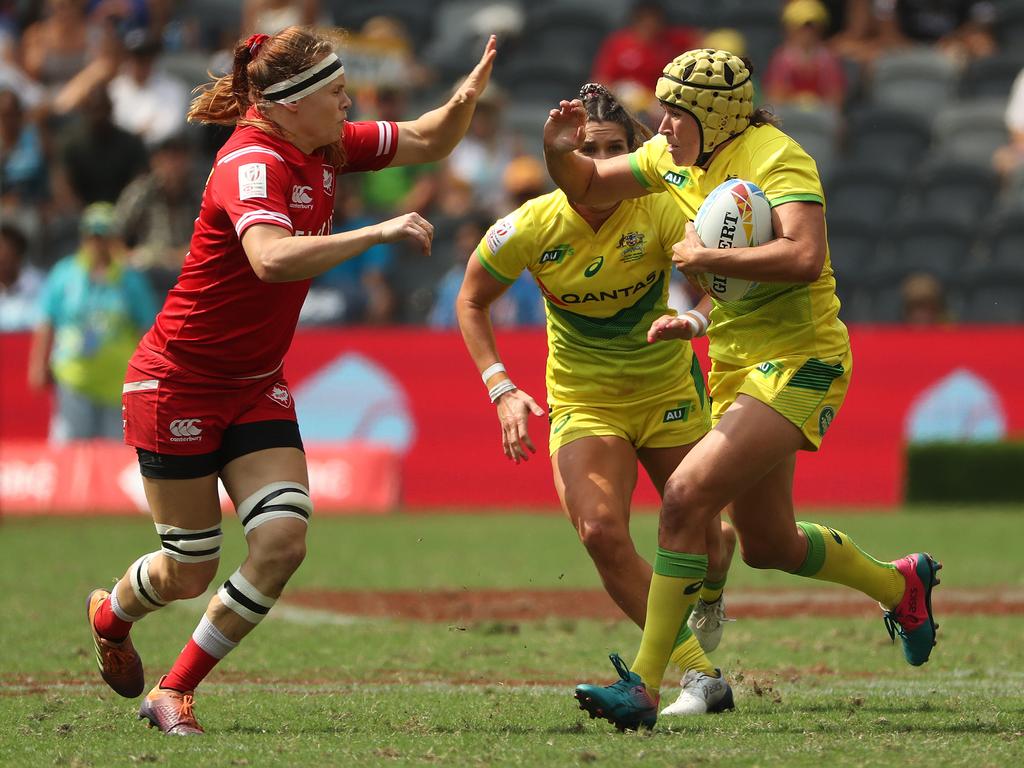 Shannon Parry, pictured playing for Australia in the 2020 Sydney Rugby 7s, will be among the guests at this weekend’s Queensland Country Women’s Rugby Forum in Rockhampton. Picture: Brett Costello