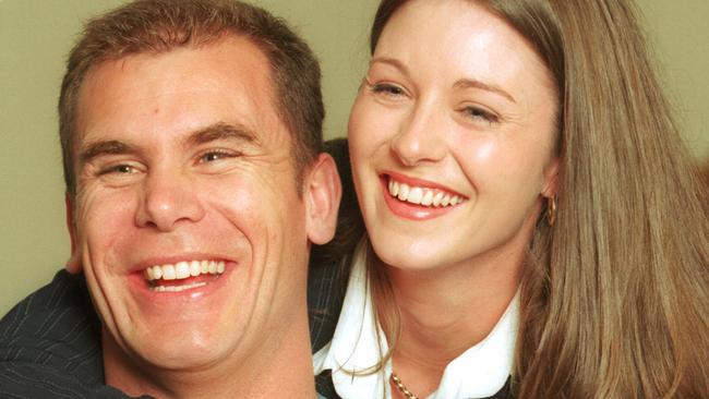 Wayne Carey says he loved then-wife Sally throughout the affair.