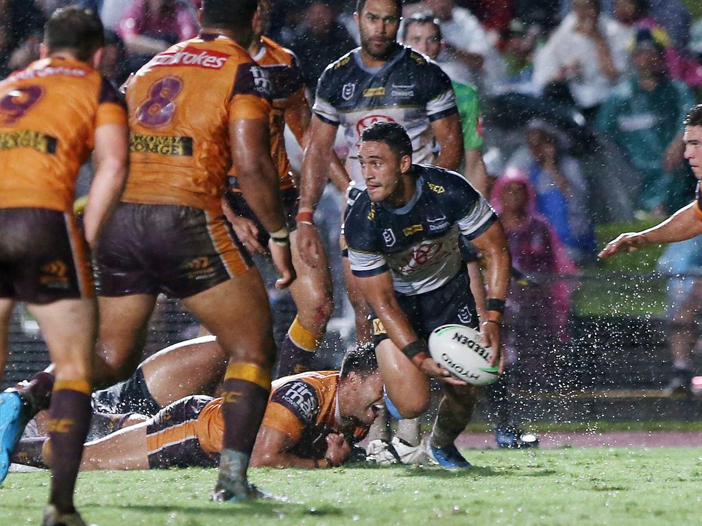 NRL 2023: Scott Drinkwater try seals North Queensland Cowboys