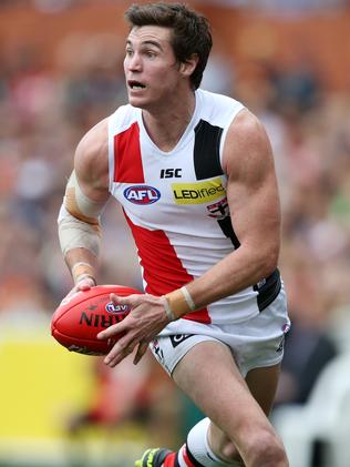 St Kilda star Lenny Hayes lists Head St, Brighton, house for sale ...