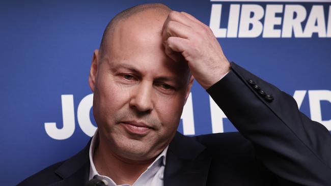 Josh Frydenberg speaks to his supporters at the Grace Park Hawthorn Club. Picture: David Caird