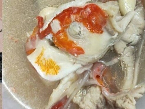 Amanda Omeychua turned her dead koi fish, which are an attraction in Japan, into a soup.
