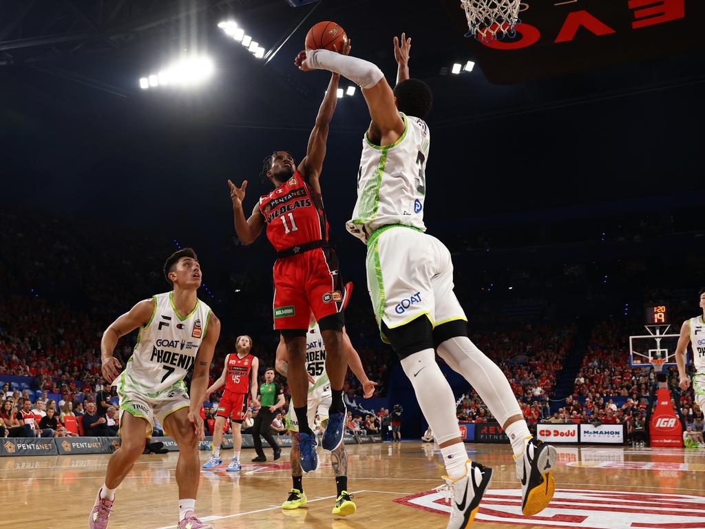 Cotton did his best to get the Wildcats over the line but they fell just short. Picture: Paul Kane/Getty Images