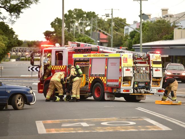 Grafton Fire and Rescue crews race to the Grafton Shopping World fire on Tuesday, December 7, 2021. Photo: Adam Hourigan