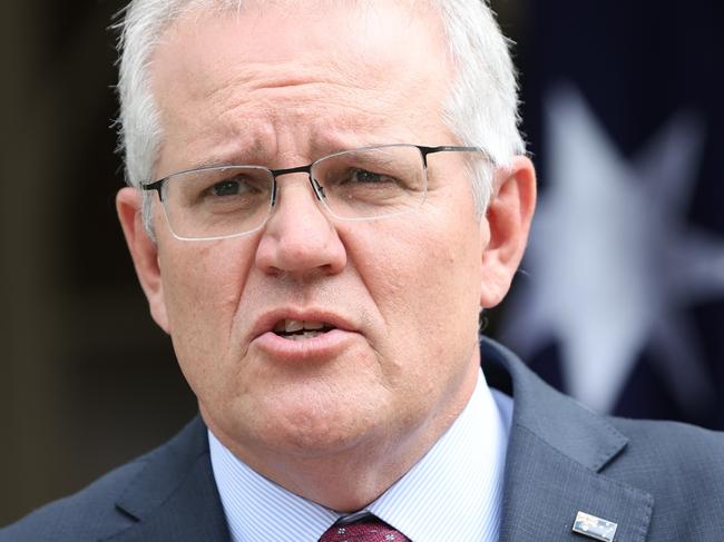 SYDNEY, AUSTRALIA - NCA NewsWire Photos, DECEMBER 29, 2021: Prime Minister Scott Morrison holds a press conference at Kirribilli House in Sydney. Picture: NewsWire / Dylan Robinson