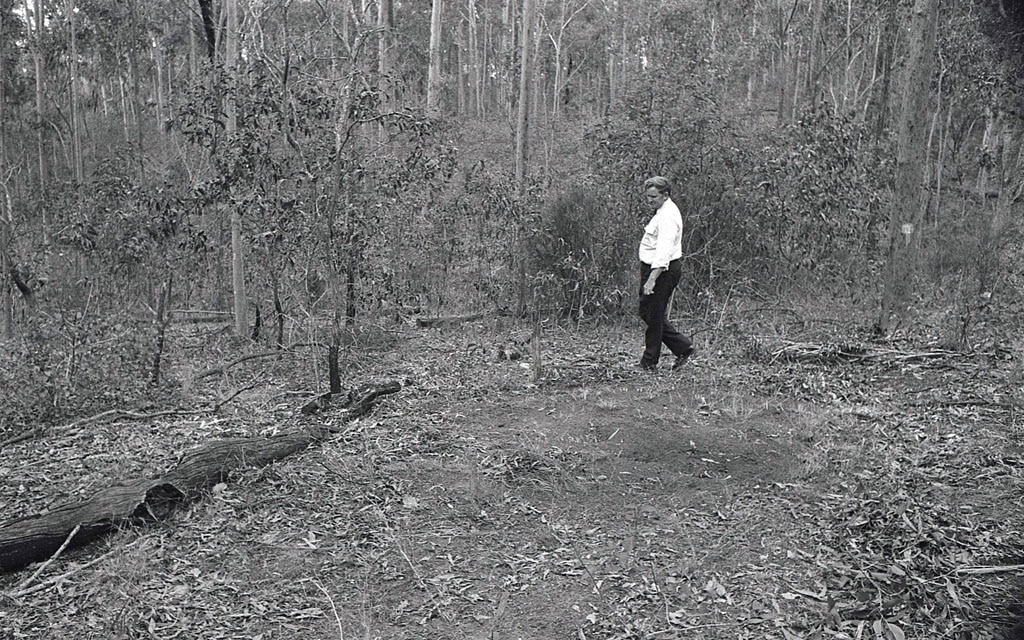 Police search in the Murphys Creek area following the murder of two Sydney nurses Lorraine Wilson and Wendy Evans in 1974.