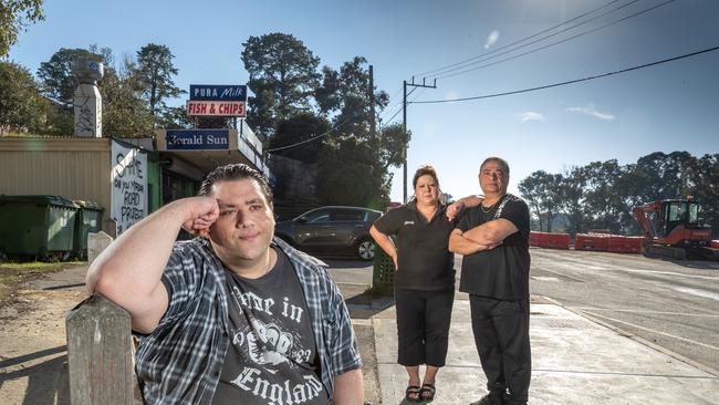 Family-run business Plenty General Store will close just before Christmas leaving owners Robert El-Azar and his parents Rida and Isaac wallowing in debt.