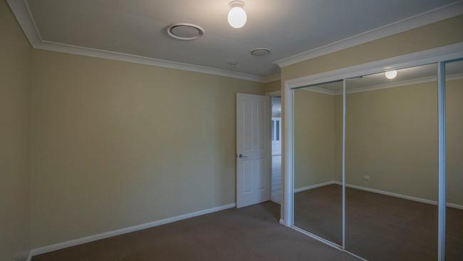 11 Zoeller Drive in Parkwood, which is available for rent for $995pw.