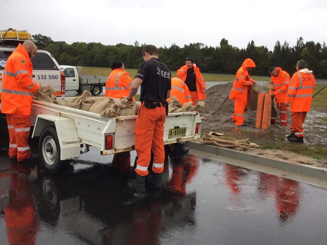 NSW SES volunteers from the Yamba/Maclean Unit prepared sandbags for the storm. Picture: NSW SES Facebook