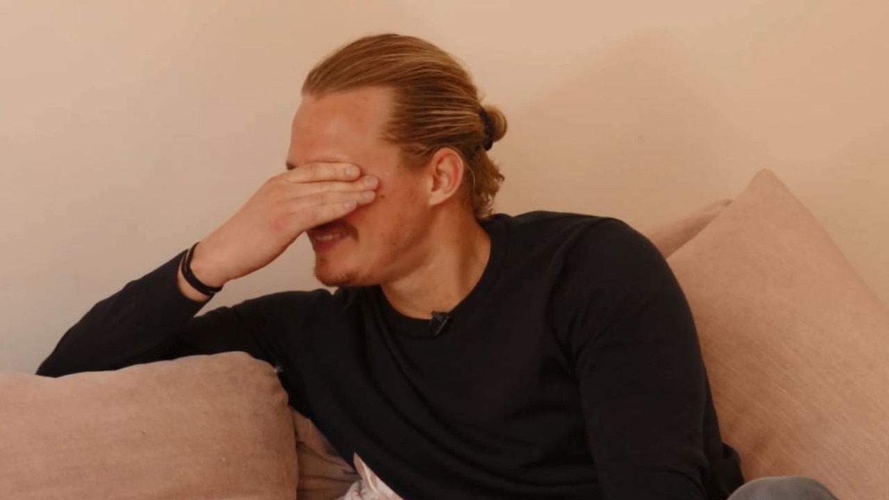 Woody Whitelaw revealed how he handles having a co-host with depression.